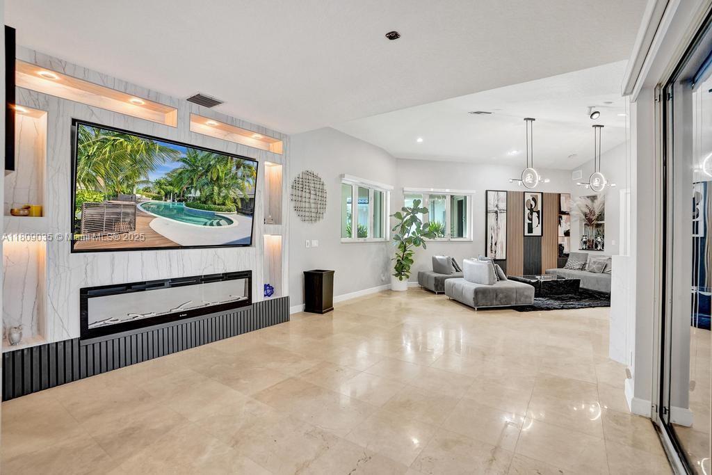 IBIS GOLF AND COUNTRY CLU - Residential