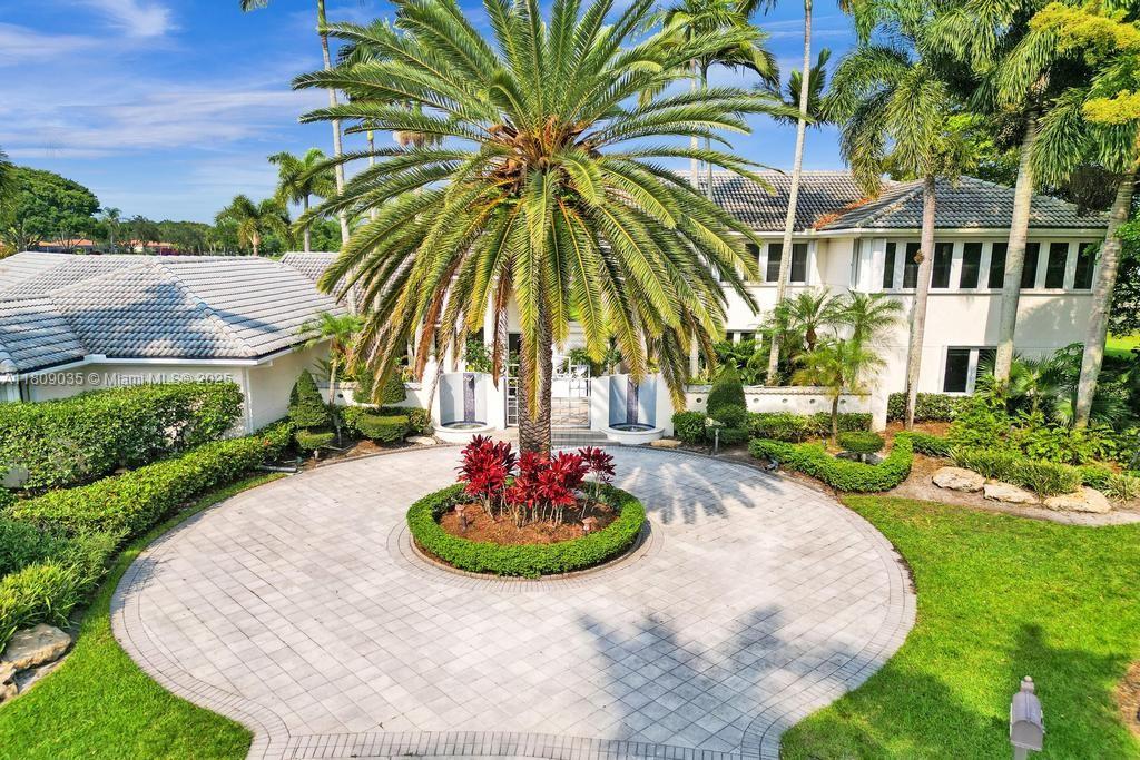8580 Egret Lakes Ln