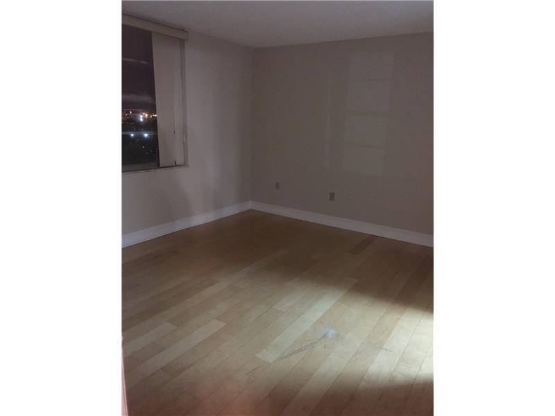 SAMARI LAKE EAST CONDO - Residential Lease