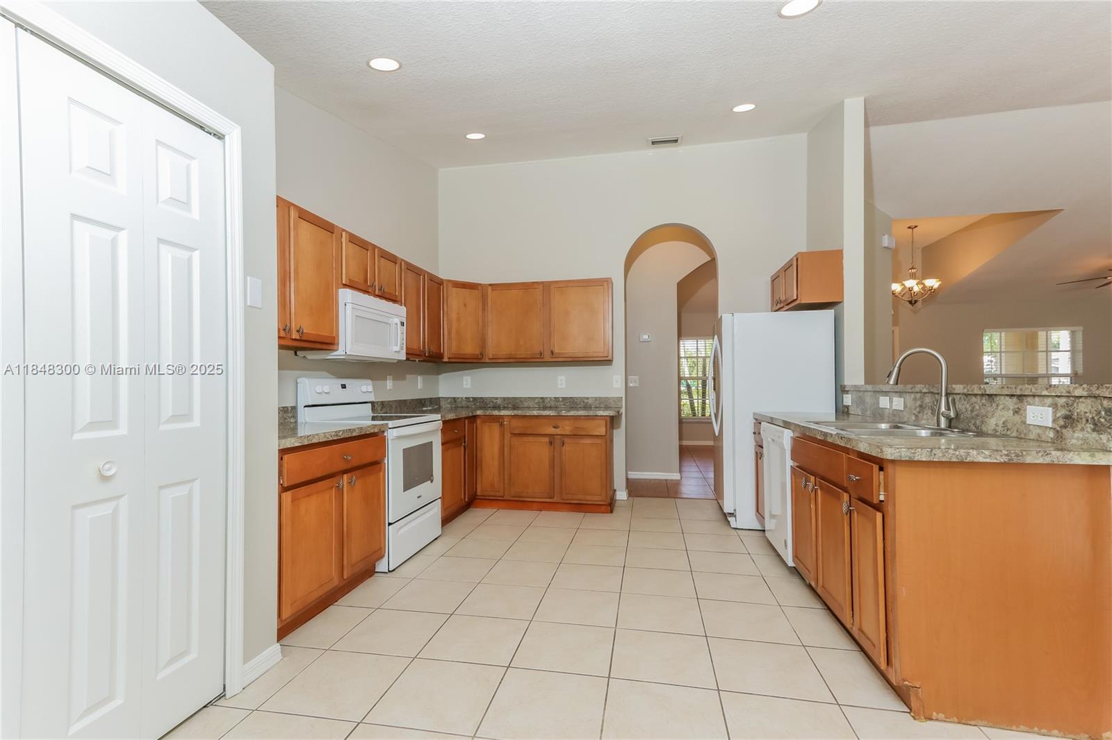 PORT ST LUCIE SECTION 17 - Residential