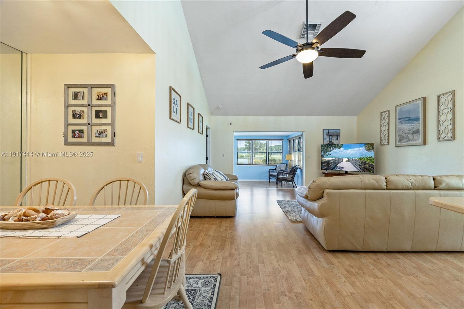 SINGLE FAMILY VILLAGE - Residential