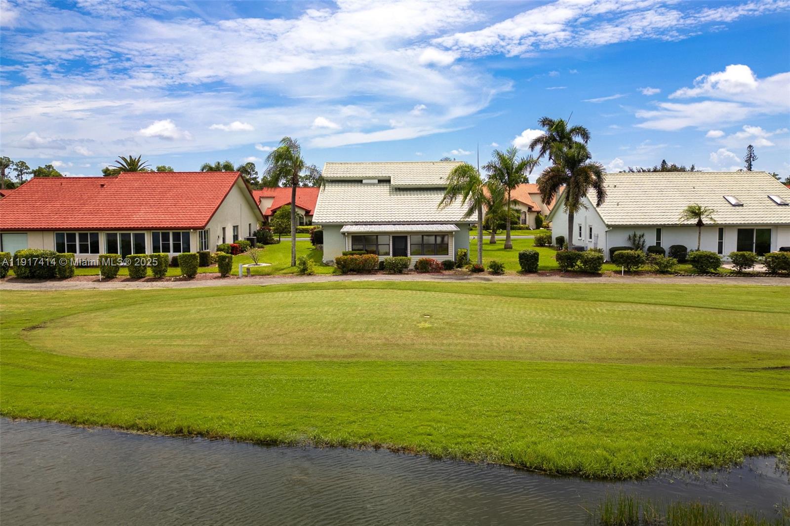 SINGLE FAMILY VILLAGE - Residential