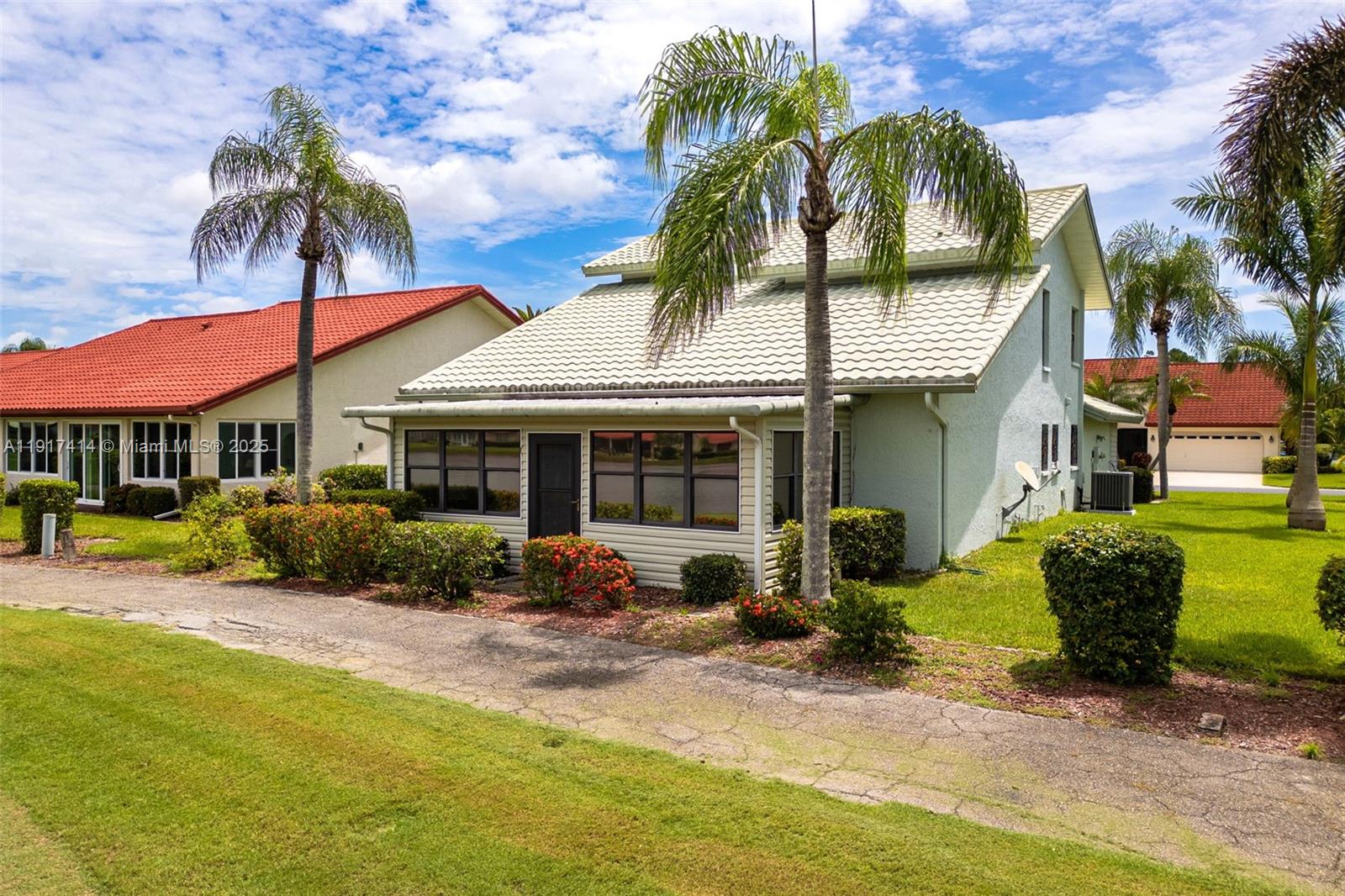 SINGLE FAMILY VILLAGE - Residential