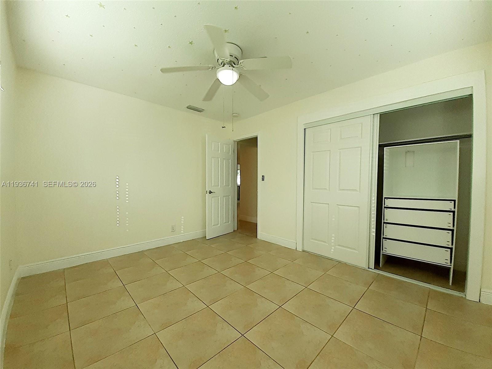 HOLLYWOOD HEIGHTS ADD SEC - Residential Lease