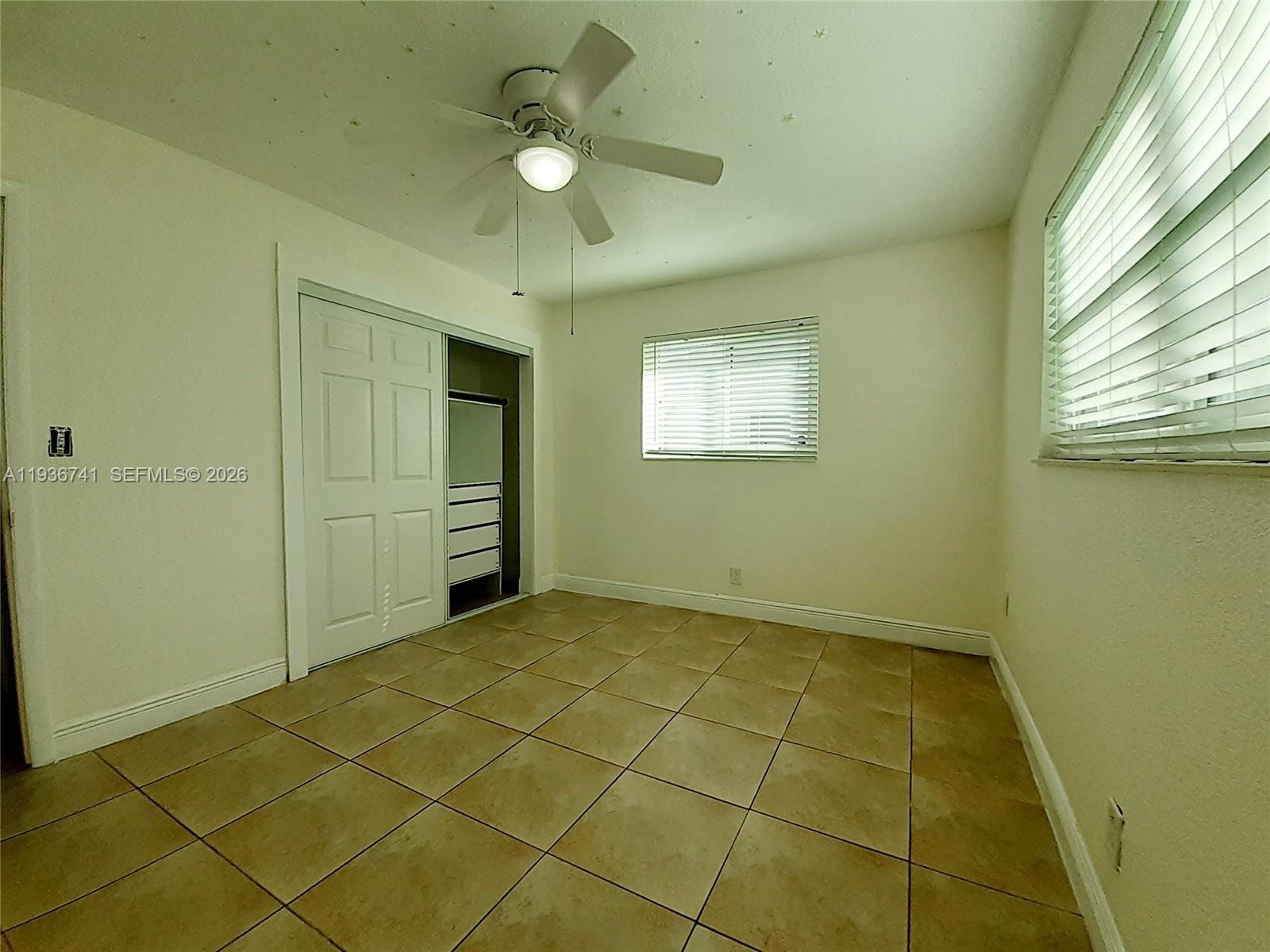 HOLLYWOOD HEIGHTS ADD SEC - Residential Lease