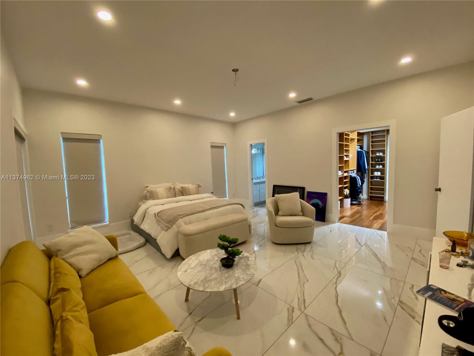 HAMMILL DARIAS SUB - Residential