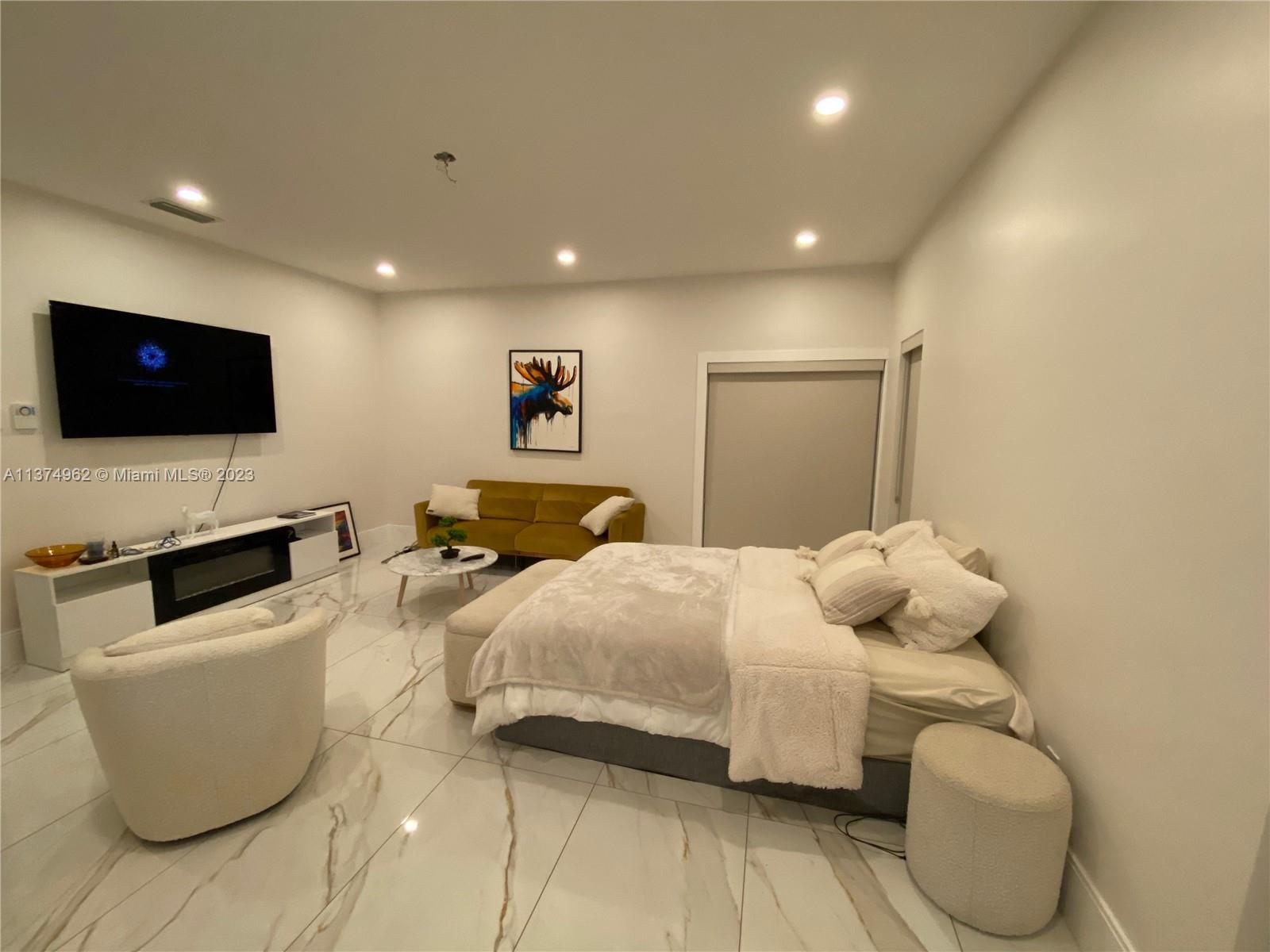 HAMMILL DARIAS SUB - Residential