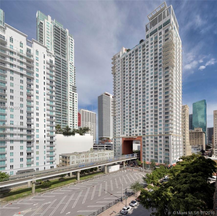 Loft Downtown 02 Condo - Residential Lease