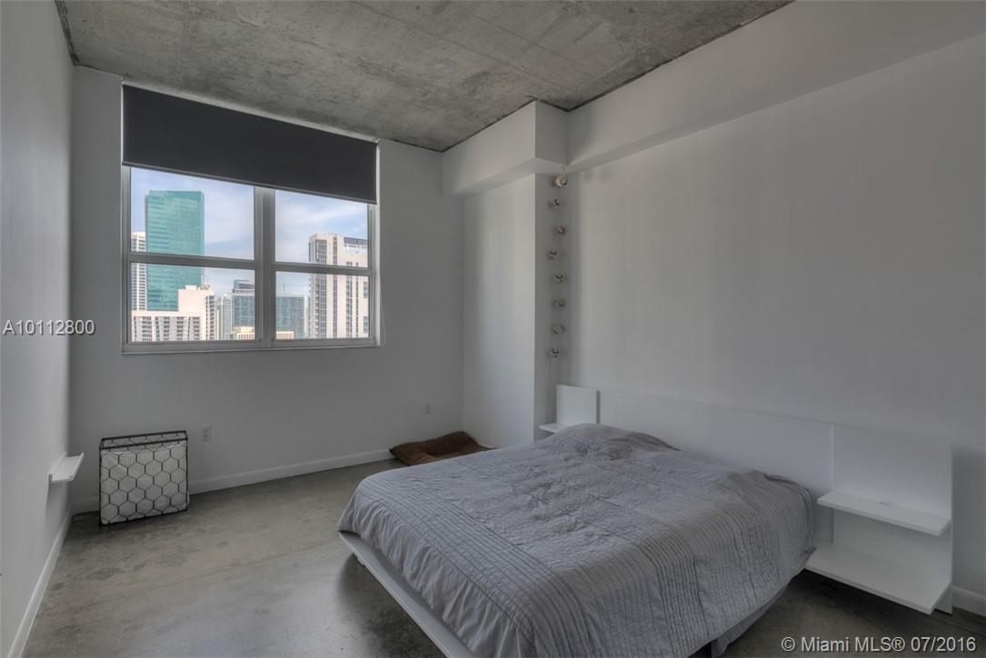 Loft Downtown 02 Condo - Residential Lease