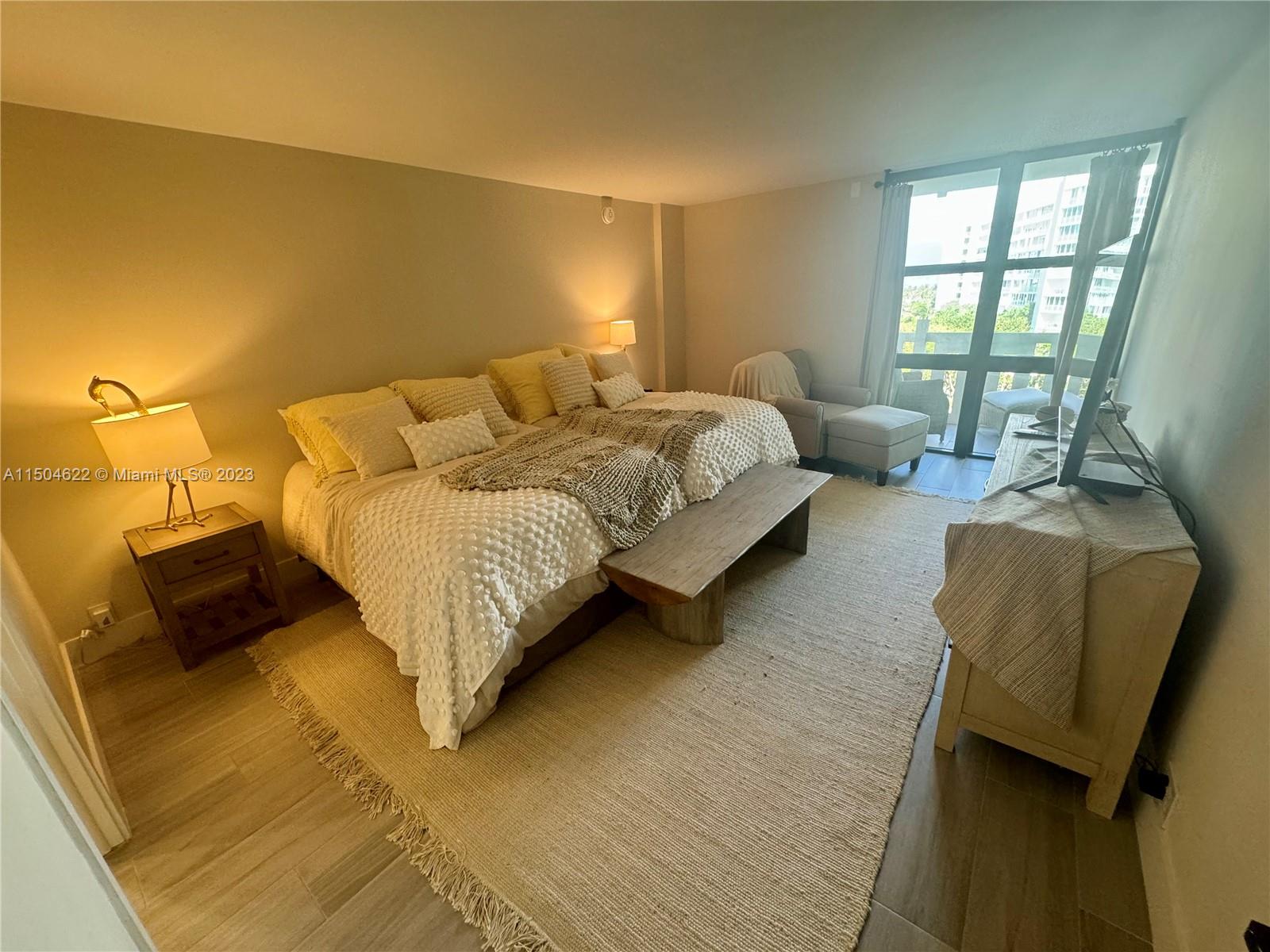 TOWERS OF KEY BISCAYNE CO - Residential Lease