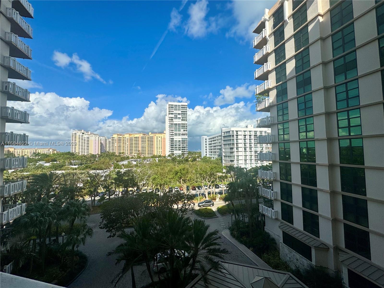 TOWERS OF KEY BISCAYNE CO - Residential Lease