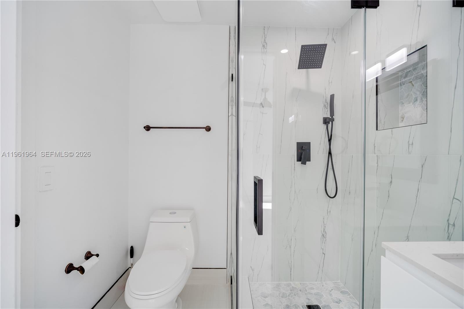 LAS PALMAS CONDO 9/5 - Residential