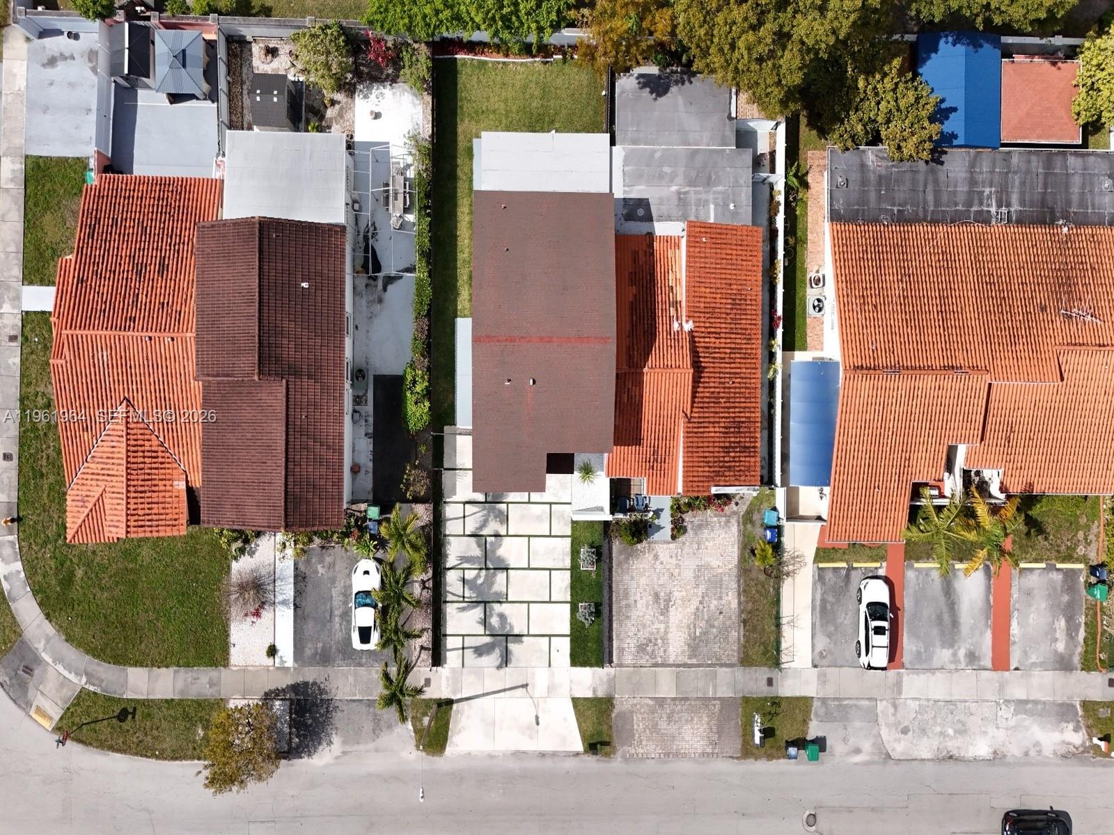 LAS PALMAS CONDO 9/5 - Residential