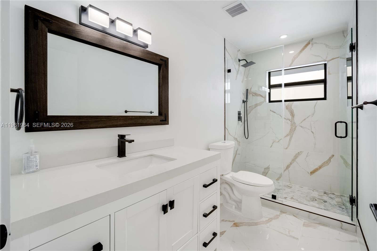 LAS PALMAS CONDO 9/5 - Residential