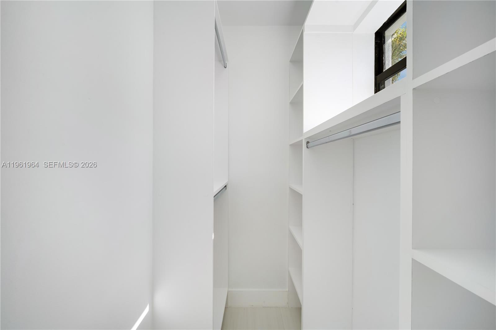 LAS PALMAS CONDO 9/5 - Residential