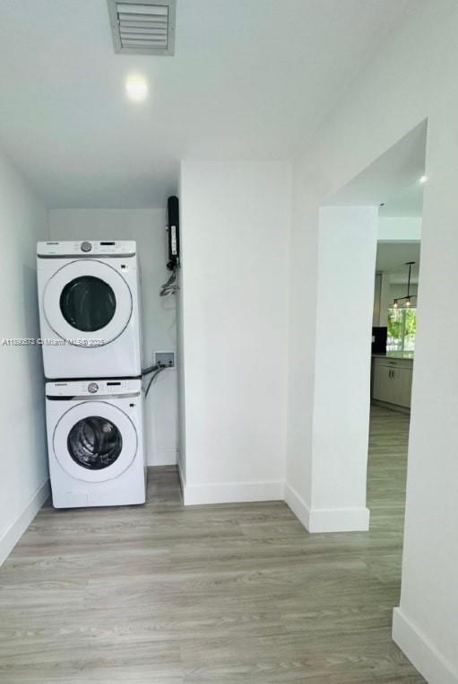 HOLLYWOOD LITTLE RANCHES - Residential Lease