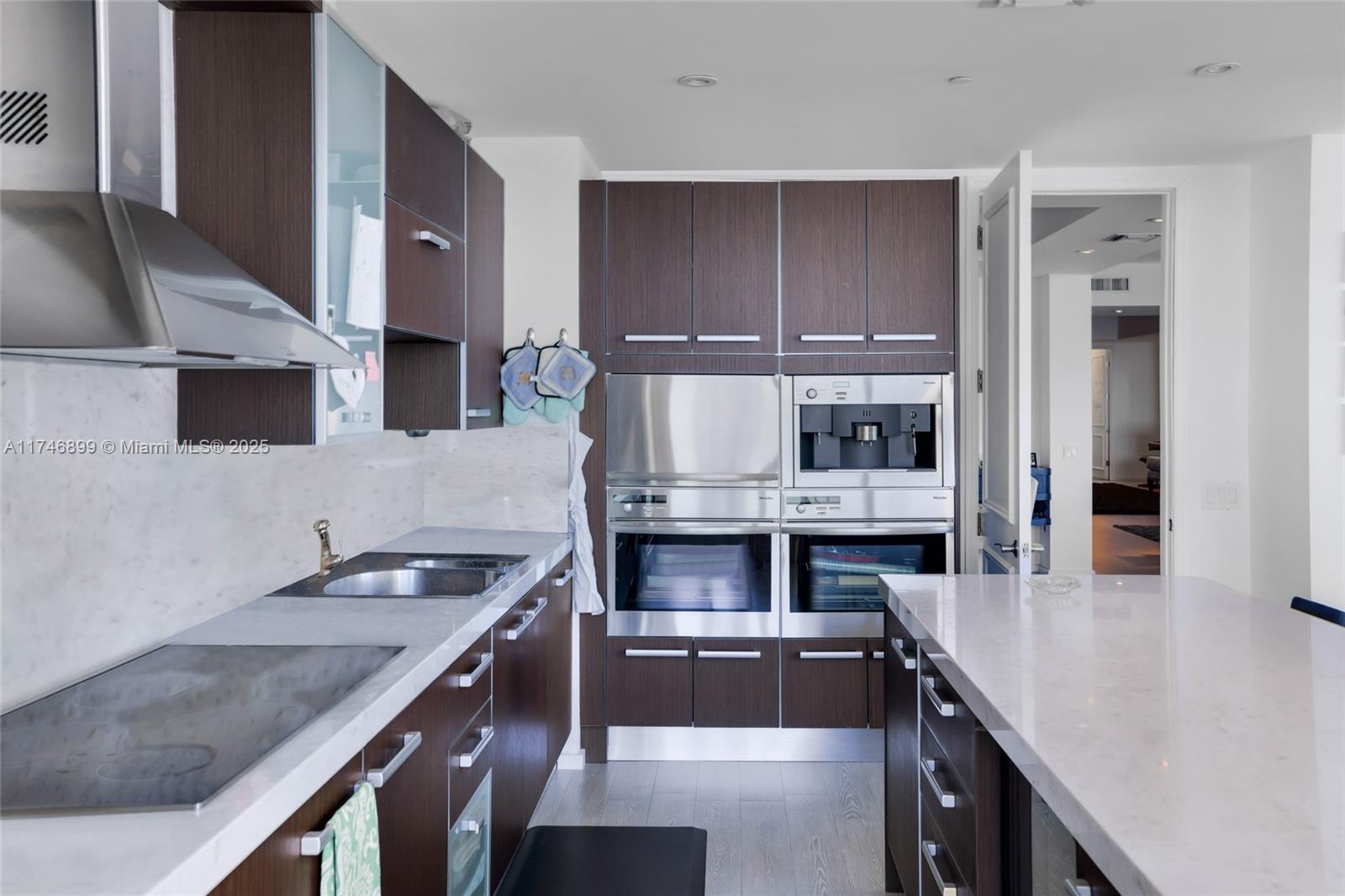 THE RESIDENCES AT THE BAT - Residential