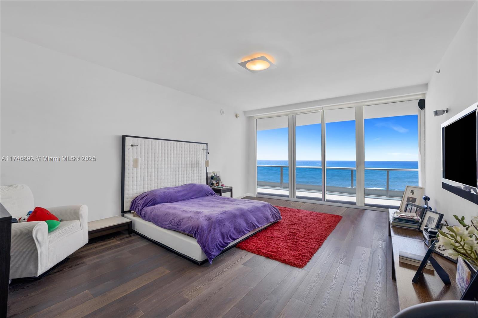 THE RESIDENCES AT THE BAT - Residential