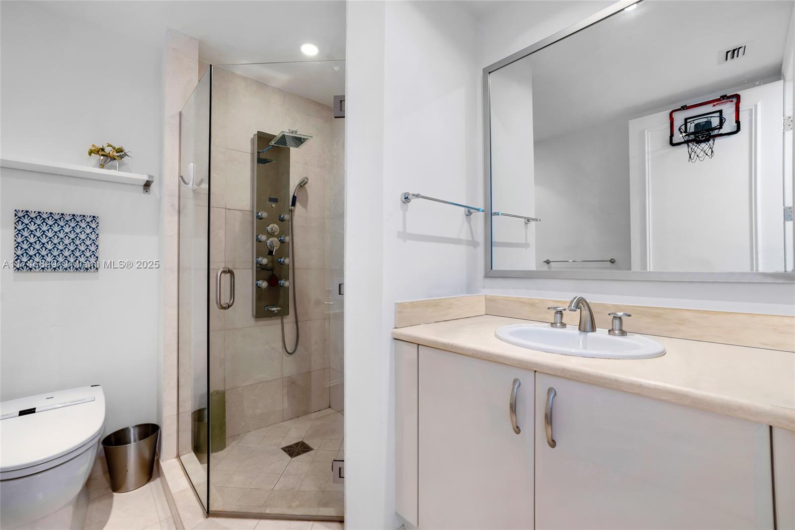 THE RESIDENCES AT THE BAT - Residential