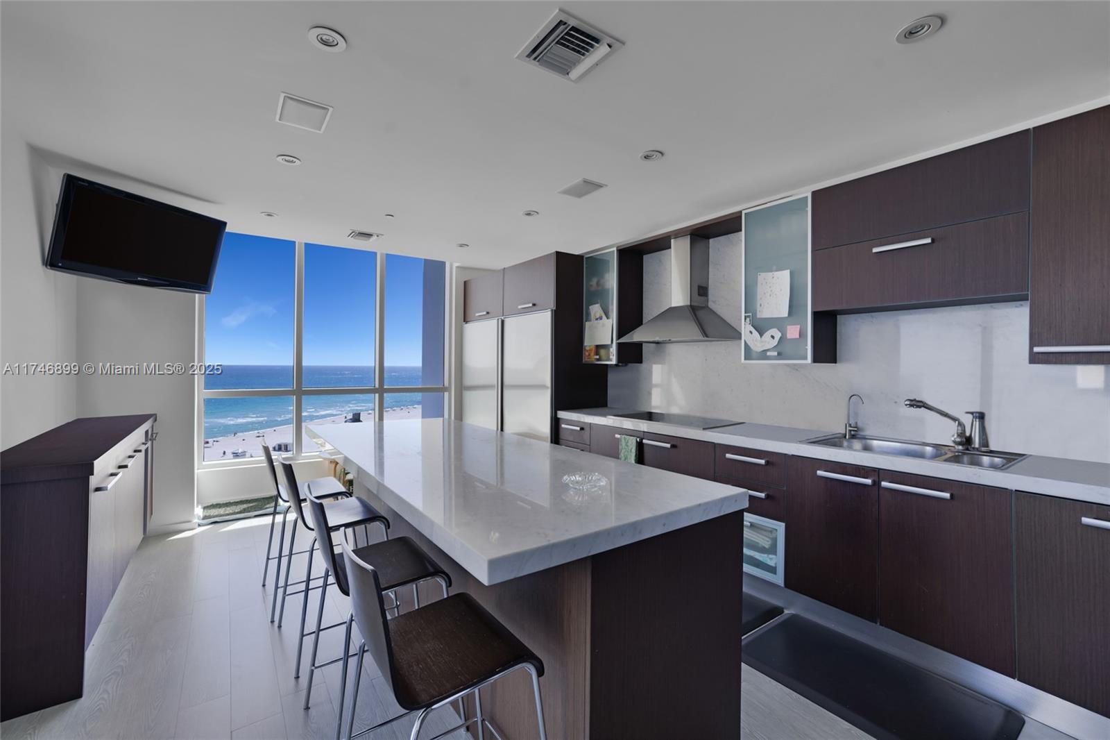 THE RESIDENCES AT THE BAT - Residential