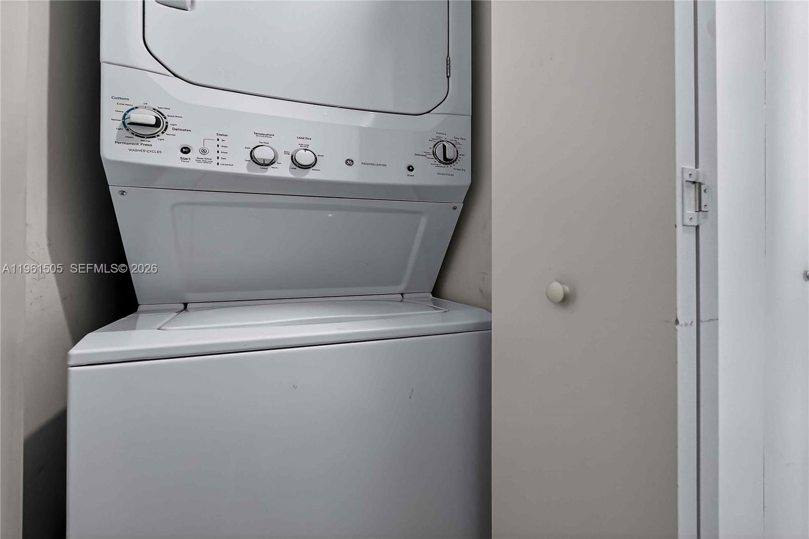 BRICKELL HEIGHTS EAST CON - Residential