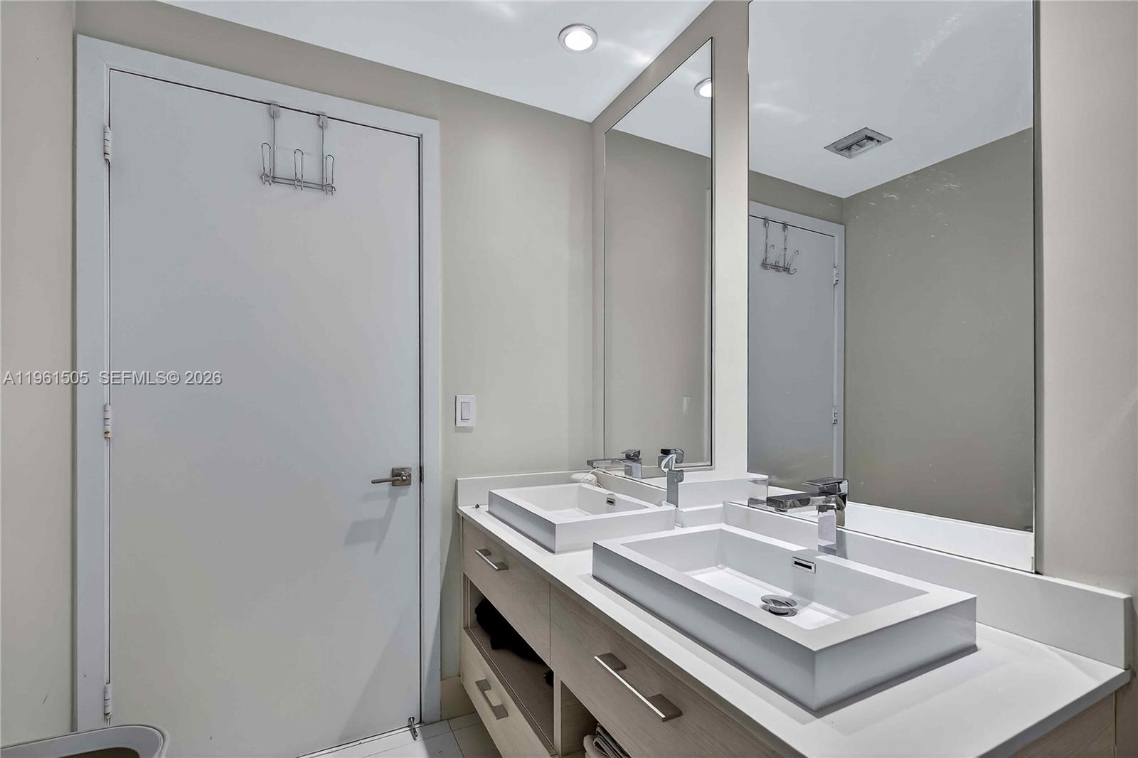 BRICKELL HEIGHTS EAST CON - Residential