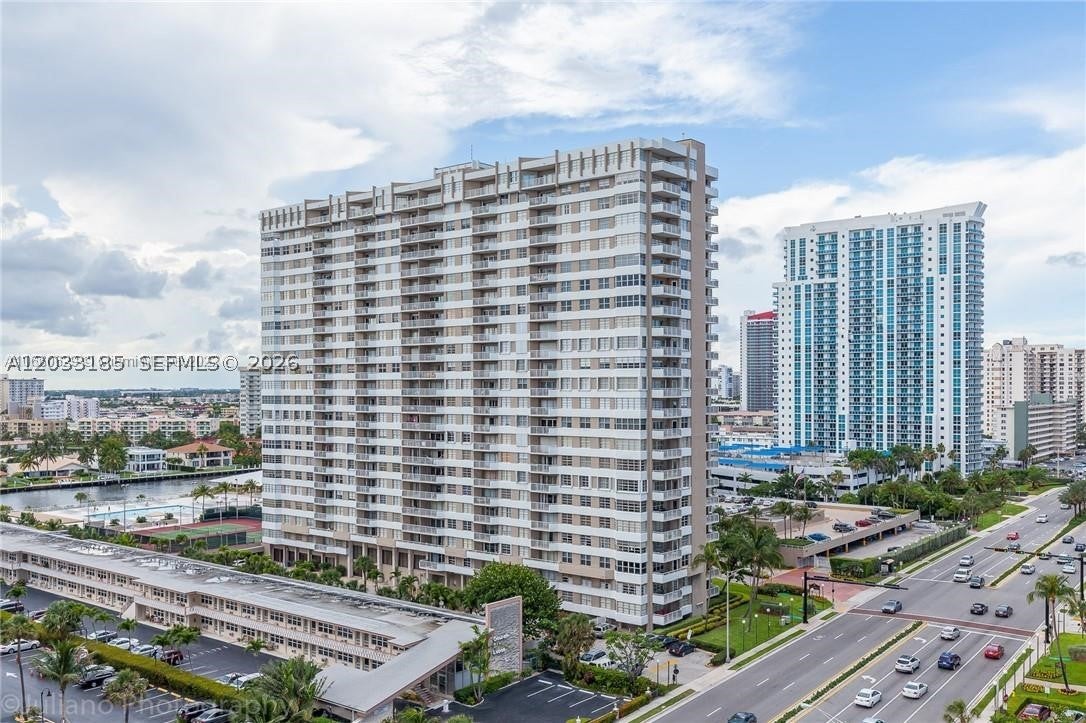 2030 S Ocean Dr 1706