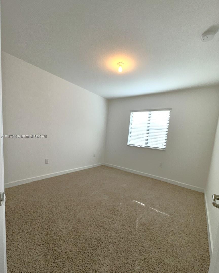 THE COURTS AT BAYSHORE II - Residential