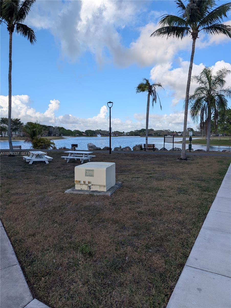 CORAL CLUB GARDEN VILLAS - Residential Lease