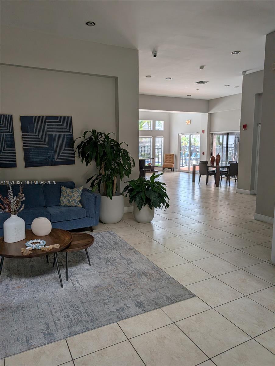 CORAL CLUB GARDEN VILLAS - Residential Lease