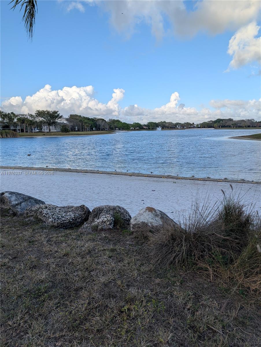 CORAL CLUB GARDEN VILLAS - Residential Lease