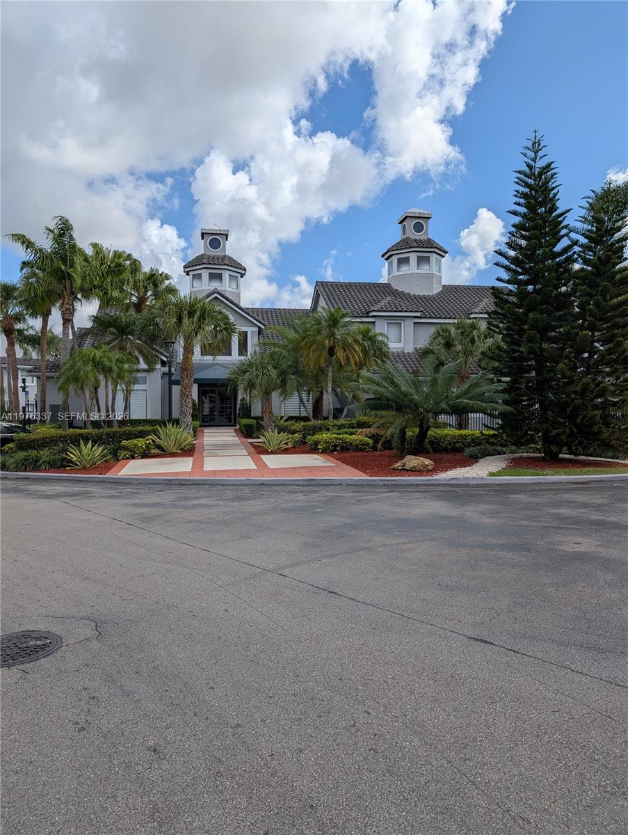 CORAL CLUB GARDEN VILLAS - Residential Lease