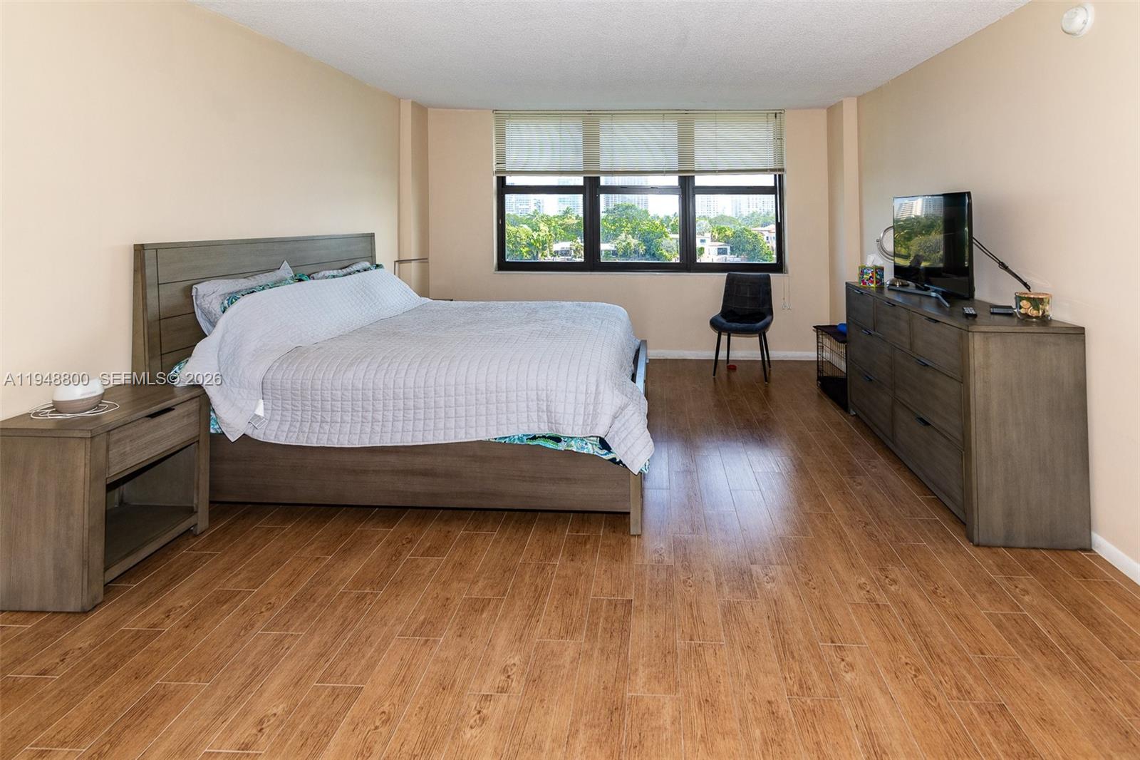 THE BELMONT CONDO - Residential