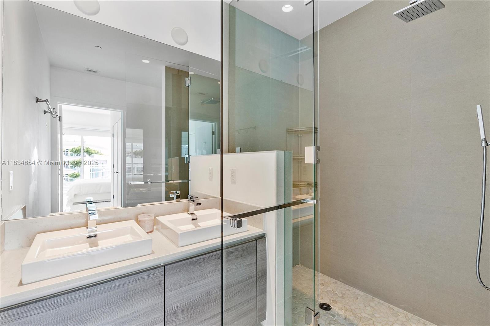 THE BONDO (1080 BRICKELL) - Residential