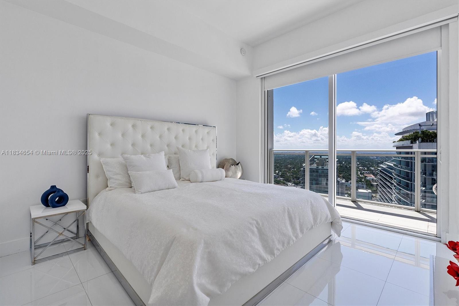 THE BONDO (1080 BRICKELL) - Residential