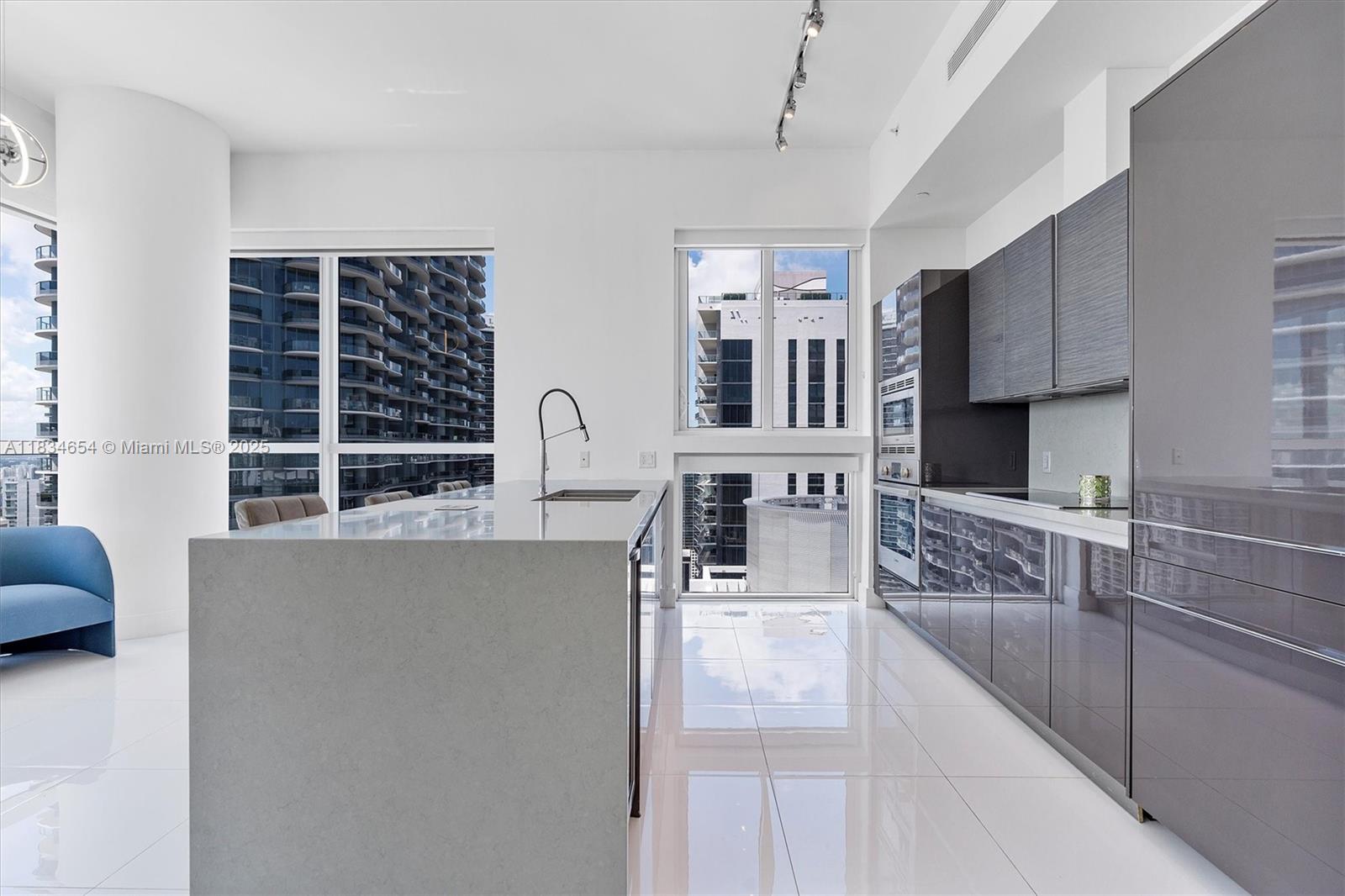 THE BONDO (1080 BRICKELL) - Residential