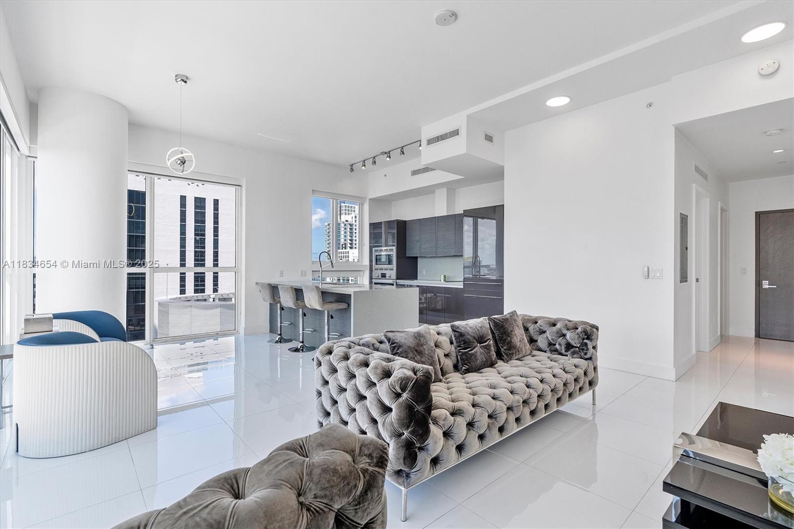 THE BONDO (1080 BRICKELL) - Residential