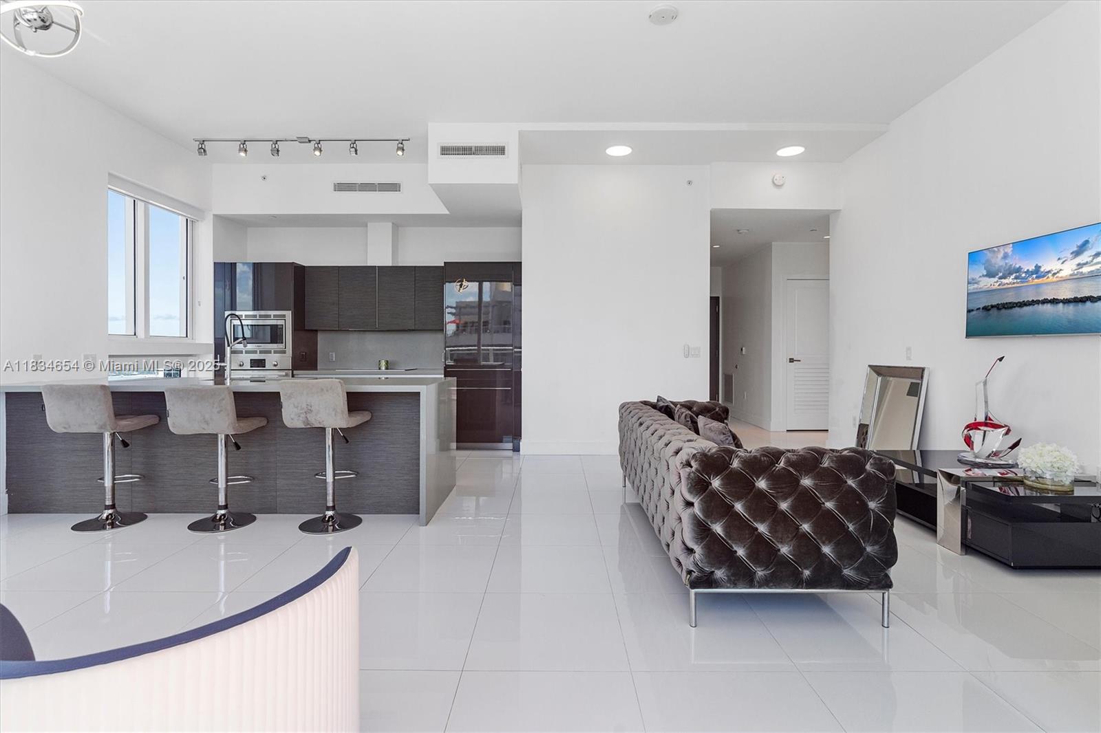 THE BONDO (1080 BRICKELL) - Residential