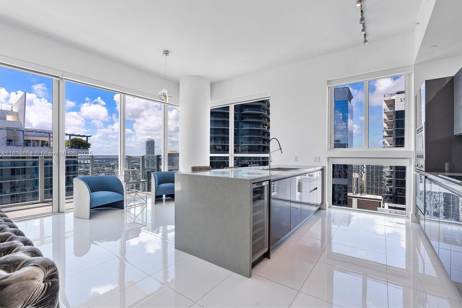 THE BONDO (1080 BRICKELL) - Residential