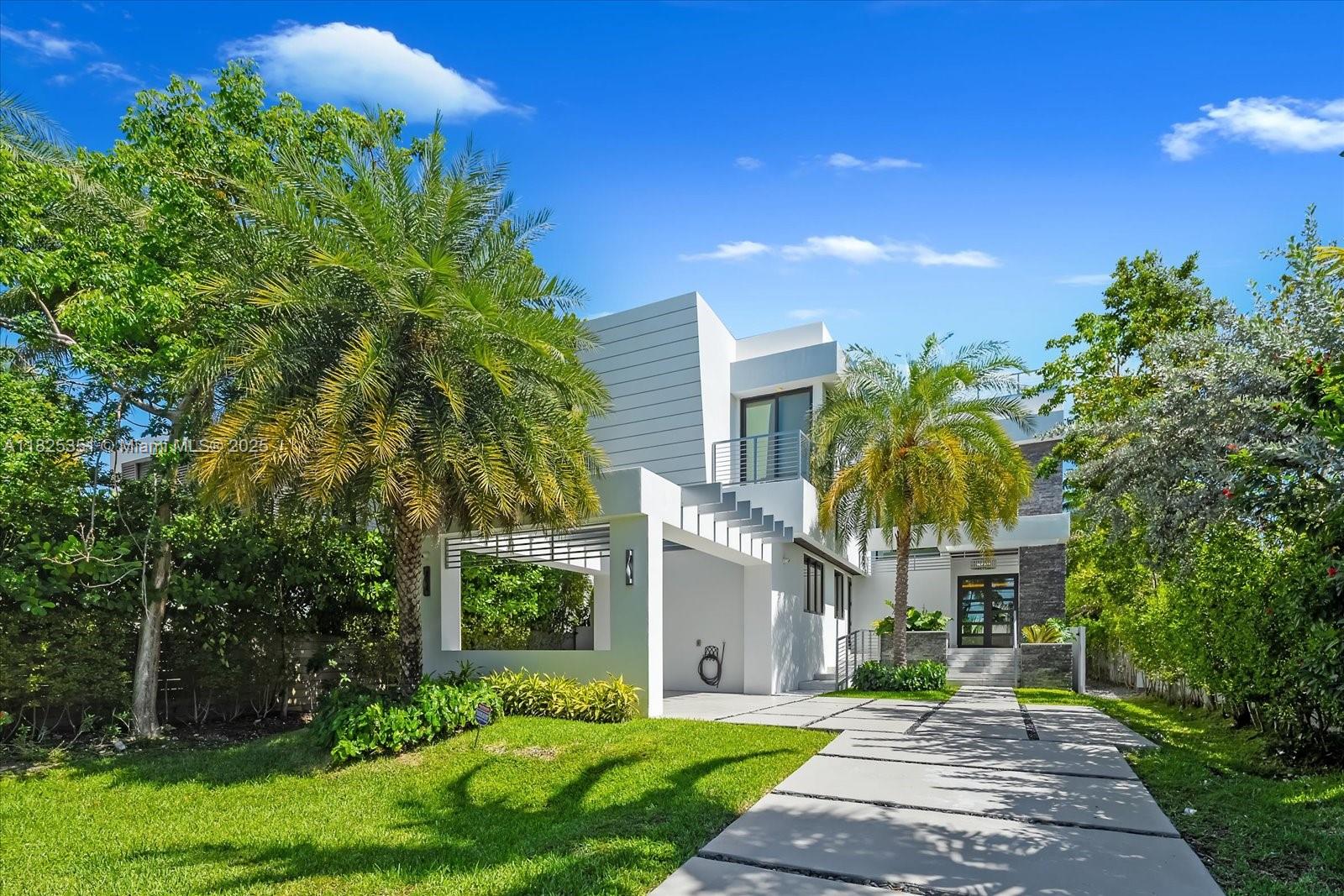 1311 Stillwater Dr, Miami Beach, FL, 33141/$9,995,000 1 1311 Stillwater Dr