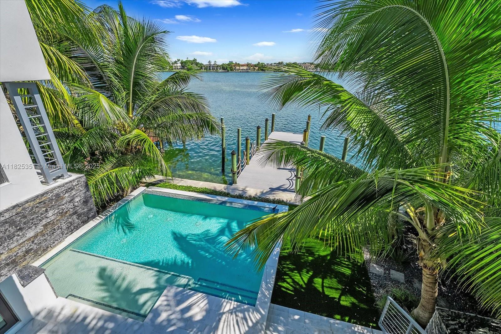 BISCAYNE BEACH-2ND ADDN - Residential