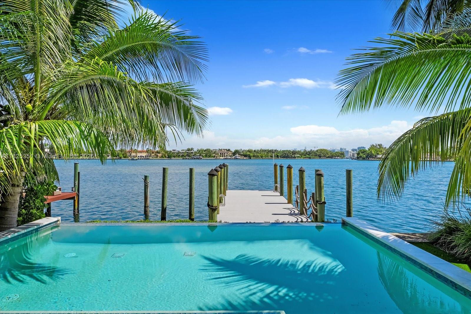 BISCAYNE BEACH-2ND ADDN - Residential