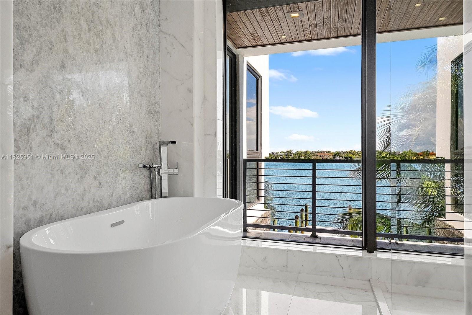 BISCAYNE BEACH-2ND ADDN - Residential