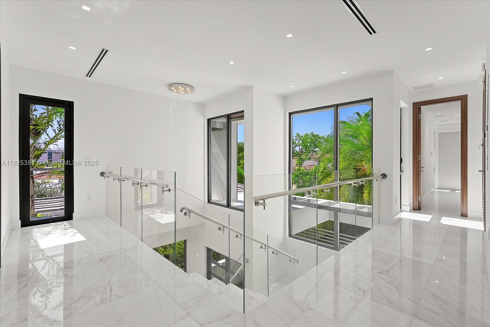 BISCAYNE BEACH-2ND ADDN - Residential