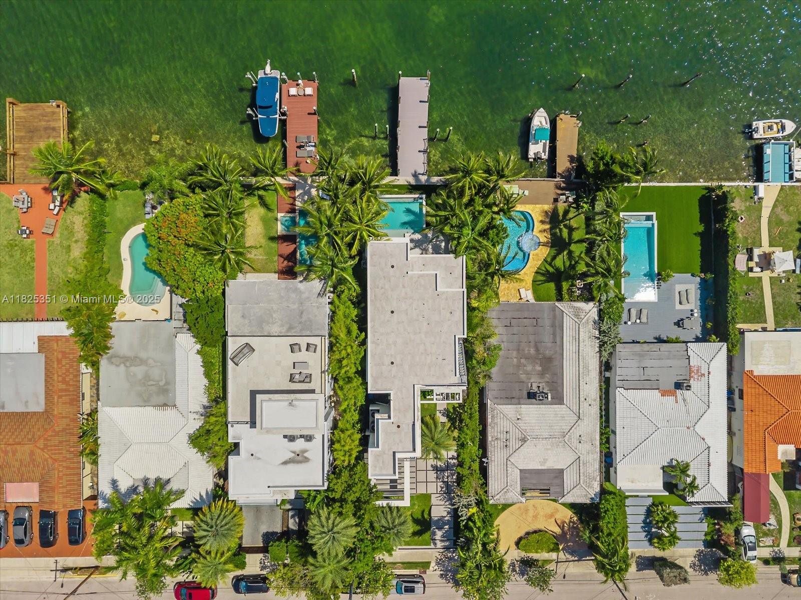 BISCAYNE BEACH-2ND ADDN - Residential