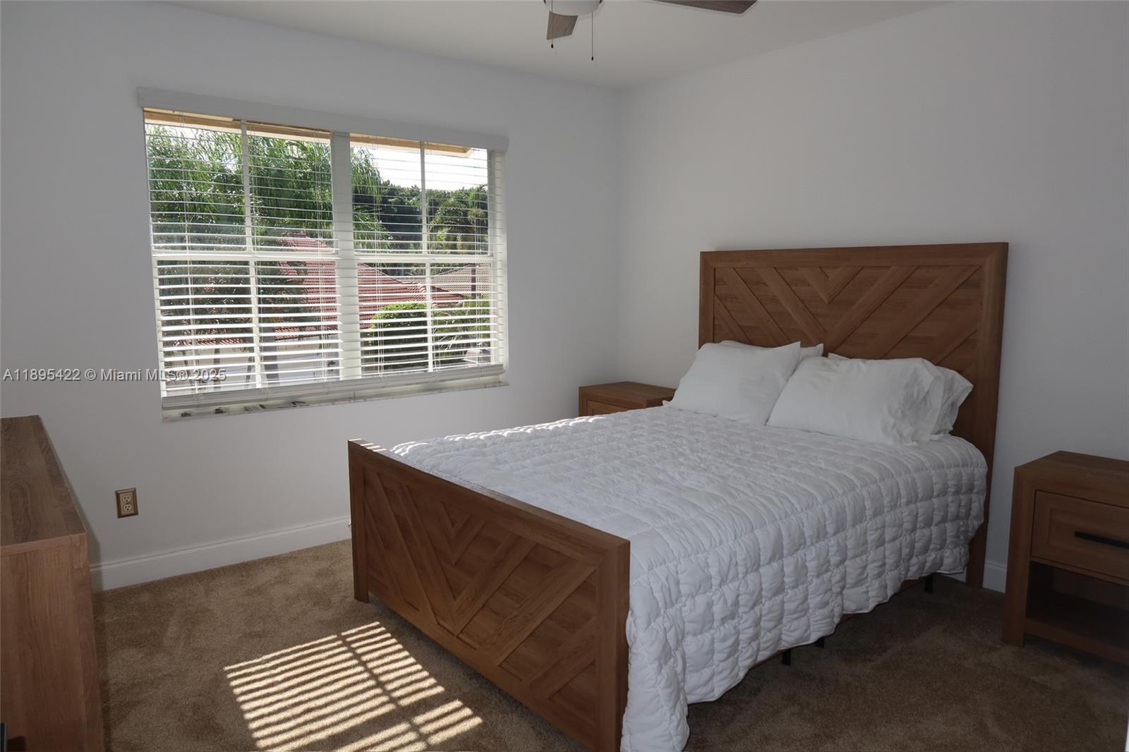 IBIS GOLF AND COUNTRY CLU - Residential Lease