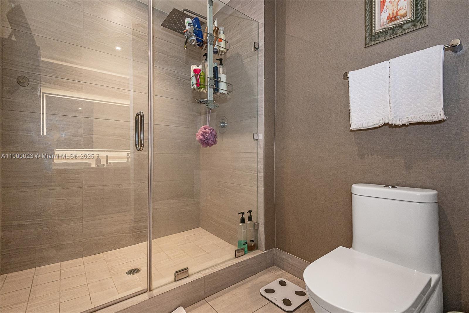 AVENTURA PARKSQUARE RESID - Residential Lease