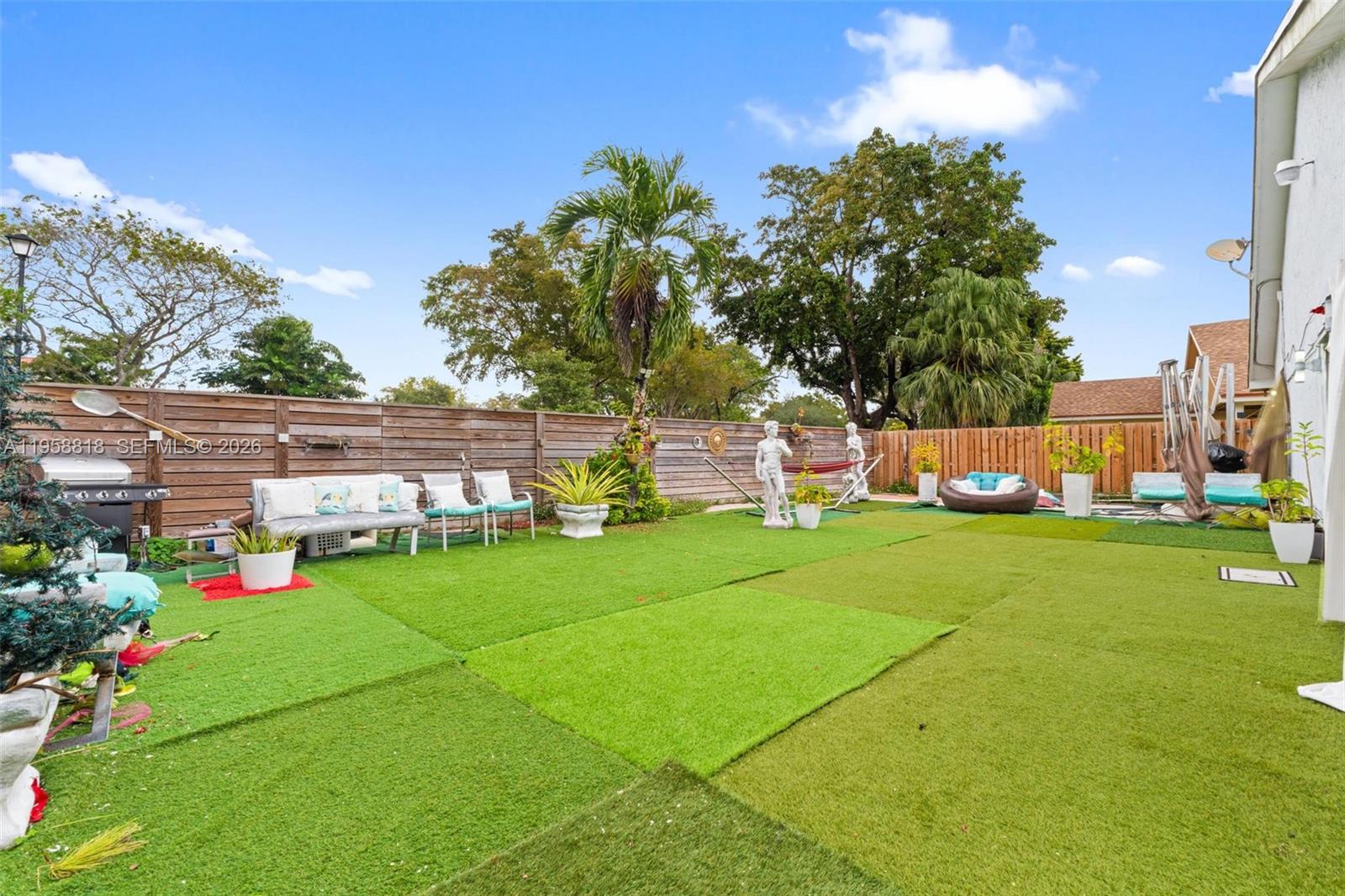 LAKES OF THE MEADOW SEC 1 - Residential