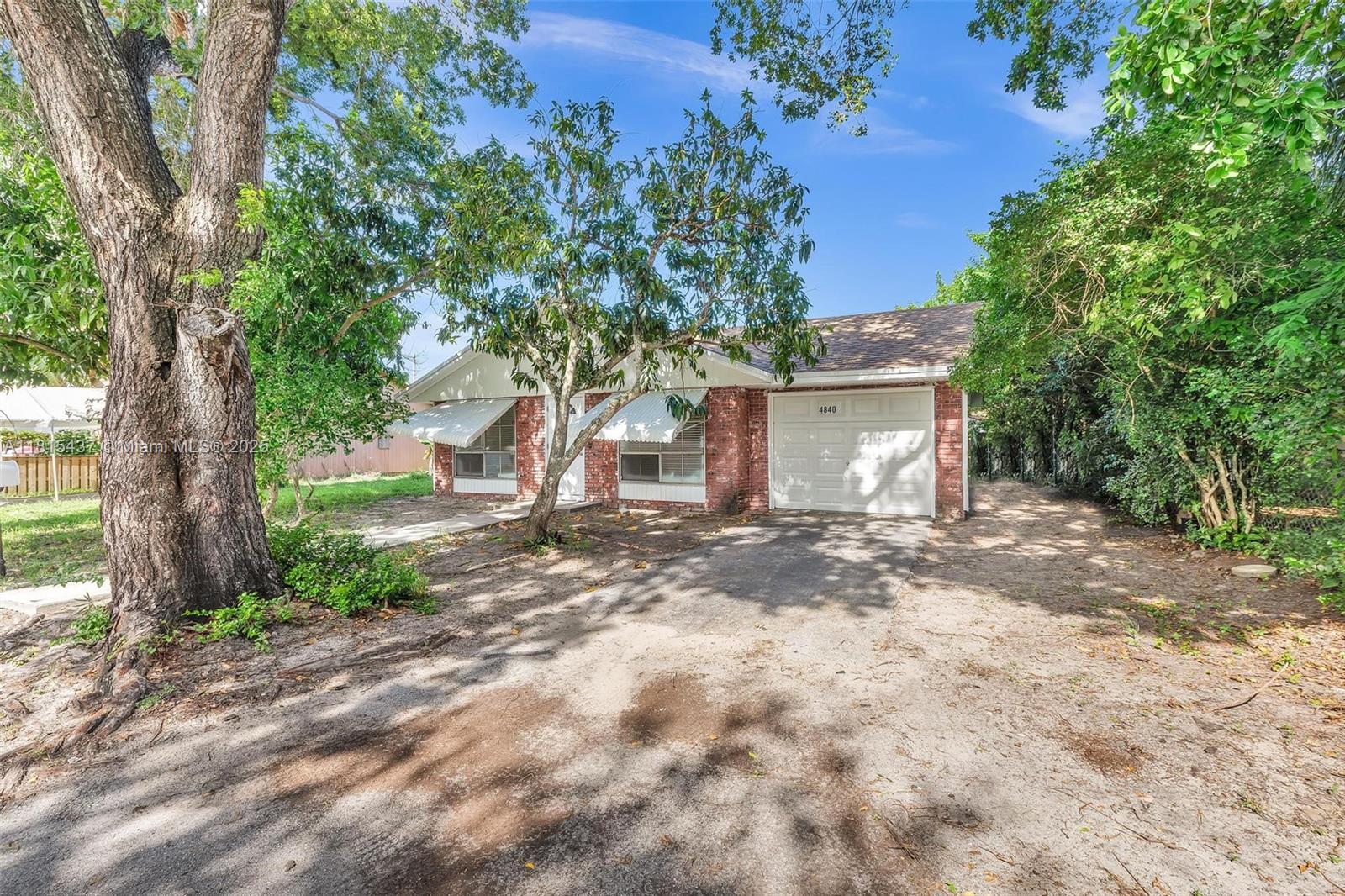 4840 SW 25th Ave