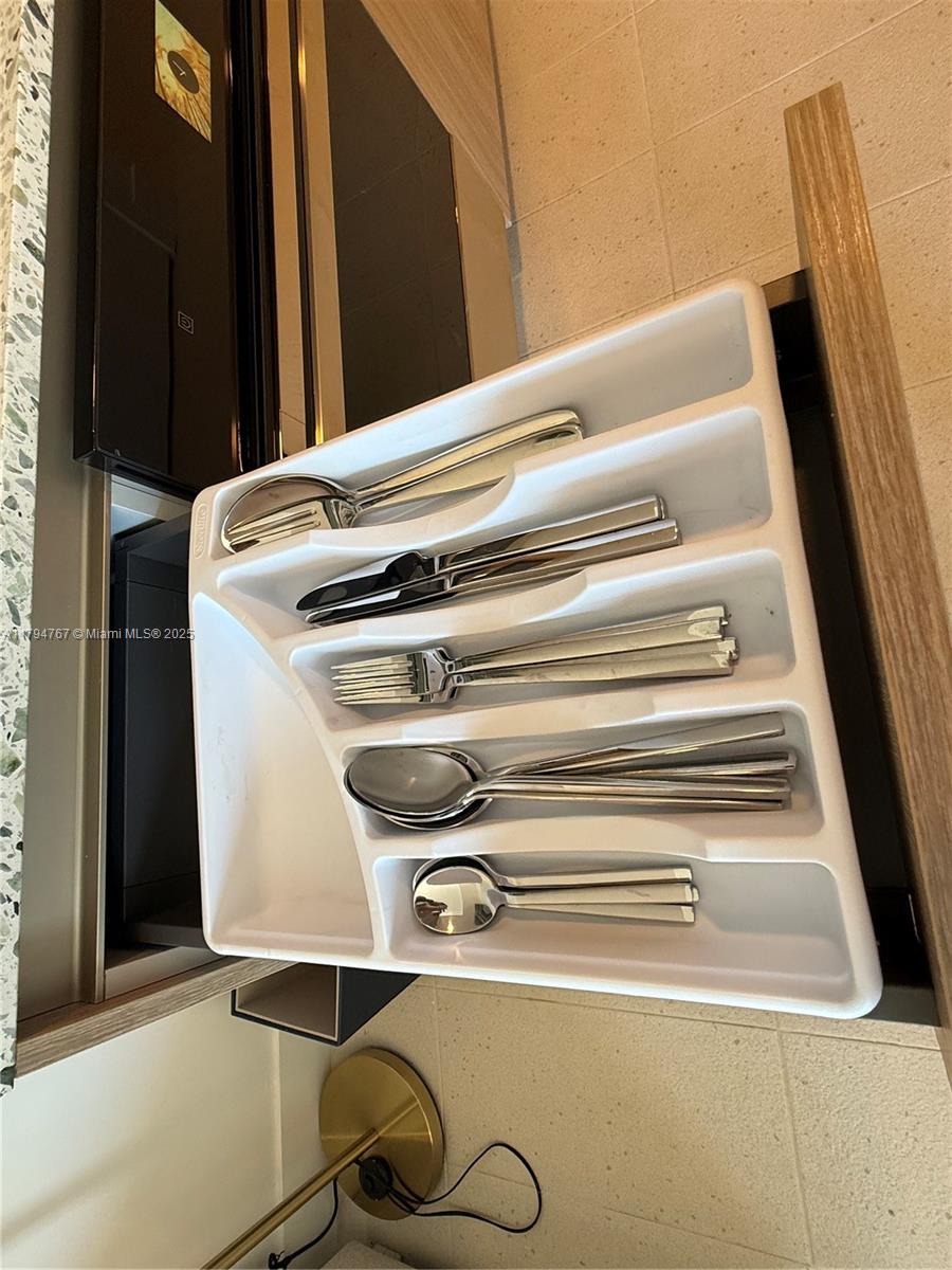 NATIIVO MIAMI CONDO - Residential